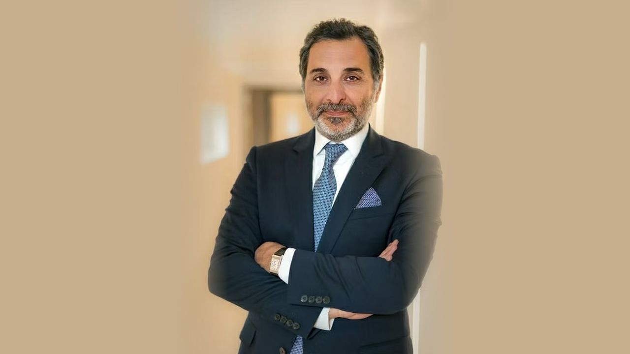 Mr Toufan Bahrami